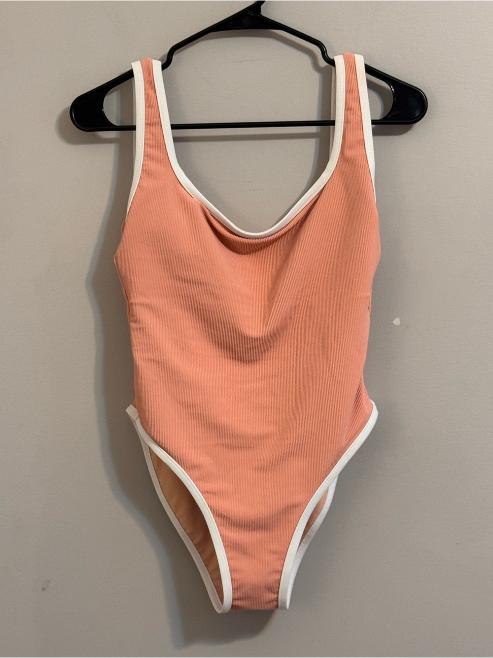 LainSnow Ocean Isle One Piece Swimsuit Blush White Trim Size Medium